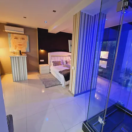 Bambuus Garden & Spa Dragasani Exterior photo